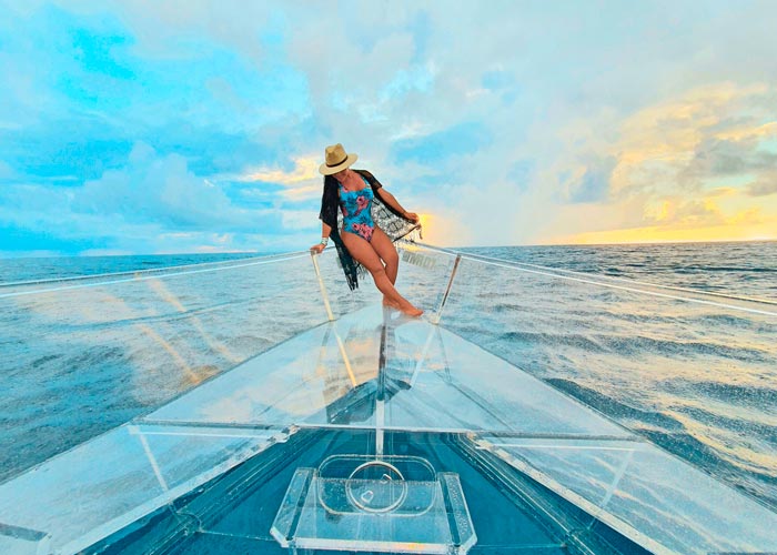 Clear Boat in Cozumel. It's the hit for explorers!