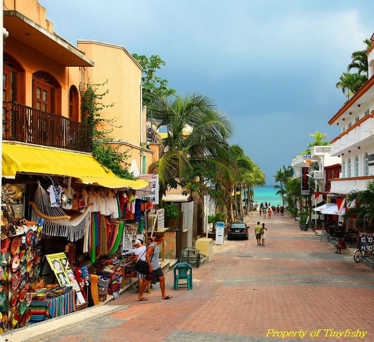 playa del carmen town pictures